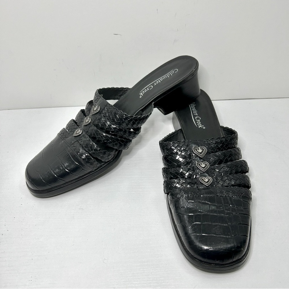 Coldwater Creek Croc Black Leather Mules w/ Silver Hearts Braided Detail Sz 8.5